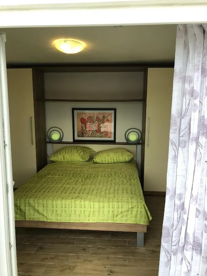 Apartment Kali 14083G 0*,  Croatia